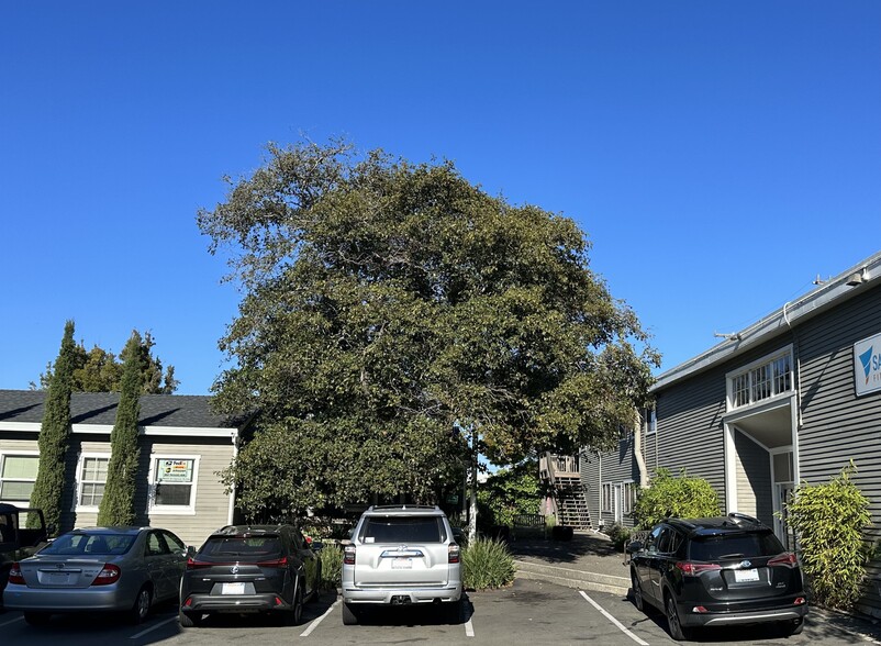 3020 Bridgeway, Sausalito, CA for lease - Building Photo - Image 1 of 1