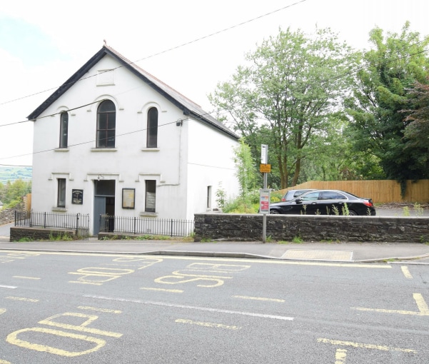 Hillside, Caerphilly for sale Primary Photo- Image 1 of 1