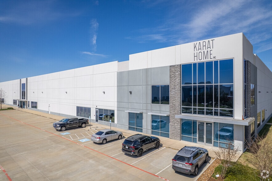 5615-5890 W Fuqua St, Houston, TX for lease - Building Photo - Image 1 of 30