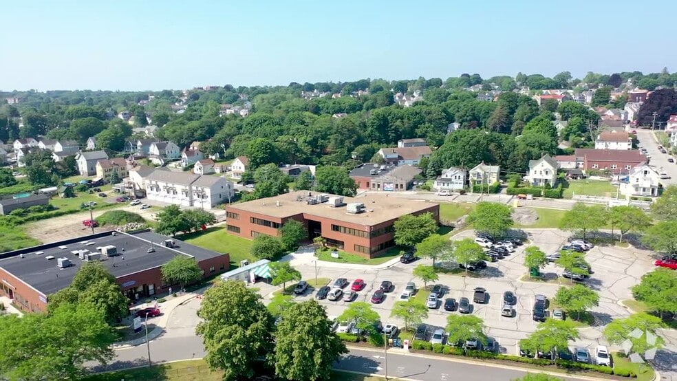 2 Shaws Cv, New London, CT for lease - Aerial Video - Image 2 of 22
