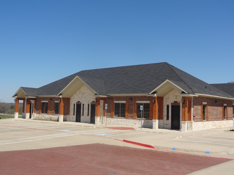 7000 Parkwood Blvd, Frisco, TX for lease - Building Photo - Image 2 of 6