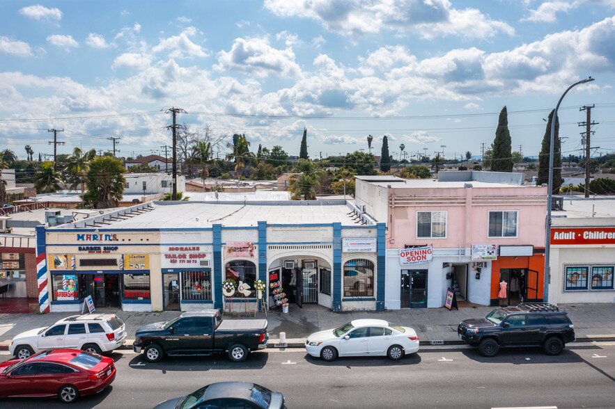 4342-4352 Slauson Ave & 9511 Pine Ave portfolio of 3 properties for sale on LoopNet.com - Building Photo - Image 2 of 6