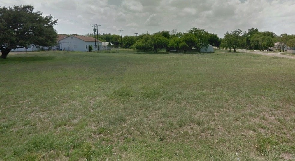 701 McBride Ln, Corpus Christi, TX 78408