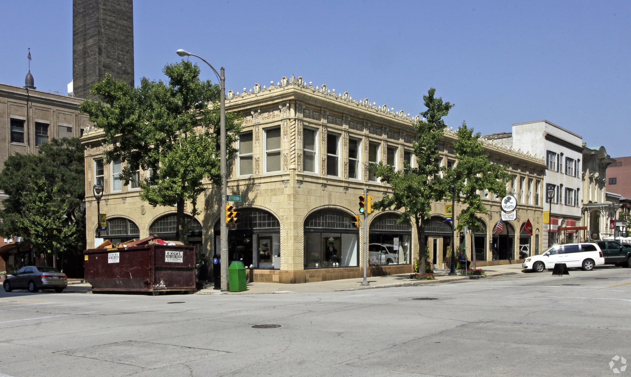751-761 N Jefferson St, Milwaukee, WI for lease Building Photo- Image 1 of 5