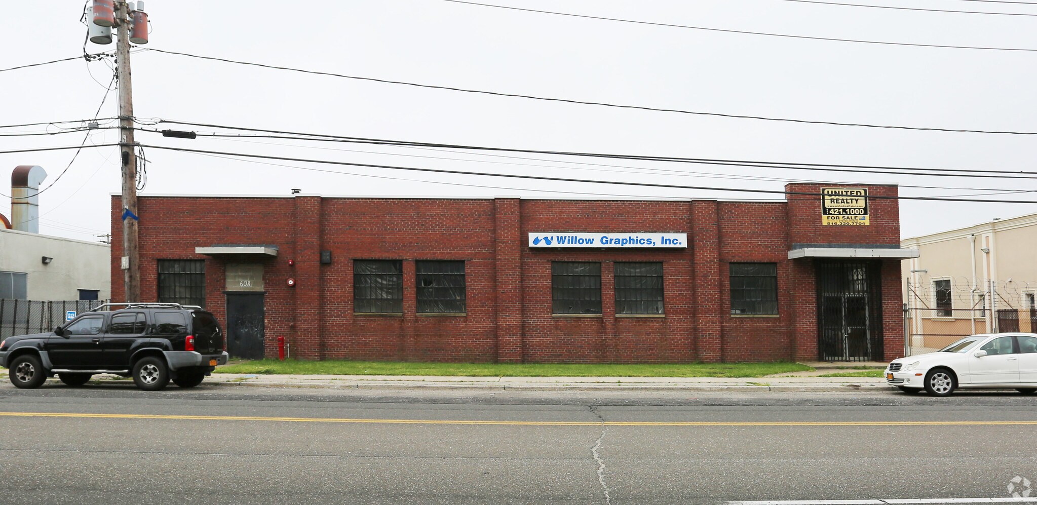 608 Oak St, Copiague, NY for sale Building Photo- Image 1 of 1