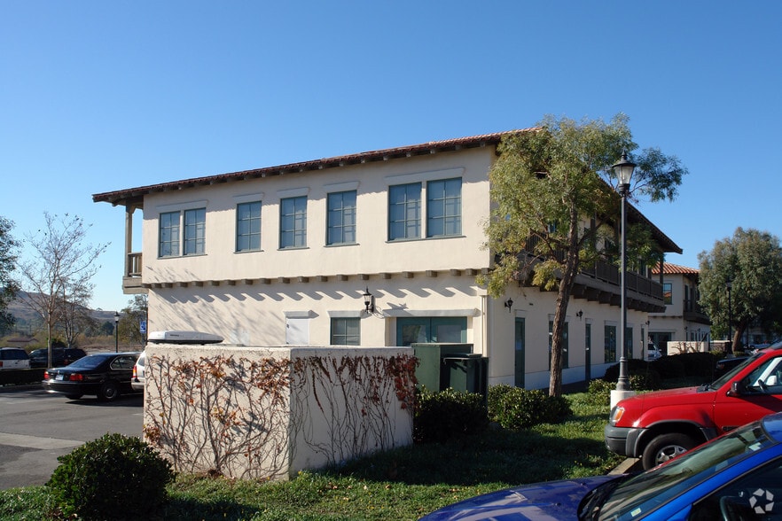 27123 Calle Arroyo, San Juan Capistrano, CA for lease - Building Photo - Image 3 of 9