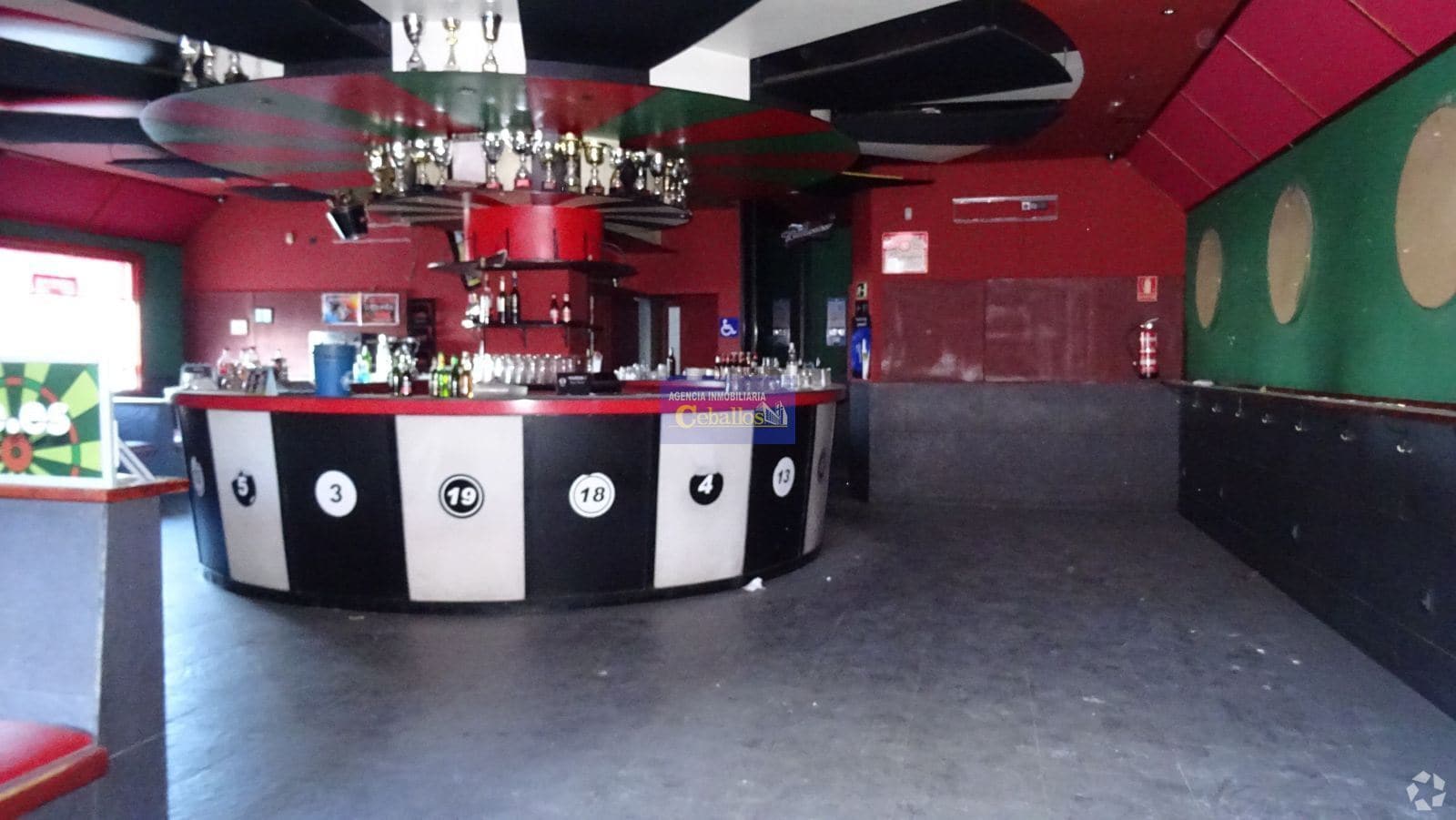 Retail in Guadalajara, Guadalajara for lease Interior Photo- Image 1 of 2