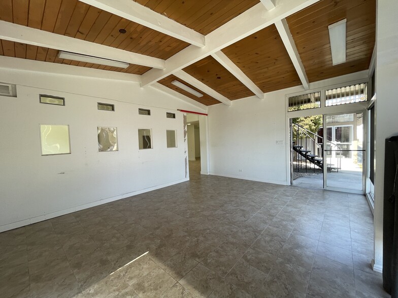 2201-2209 Jefferson St, Napa, CA for lease - Building Photo - Image 3 of 8