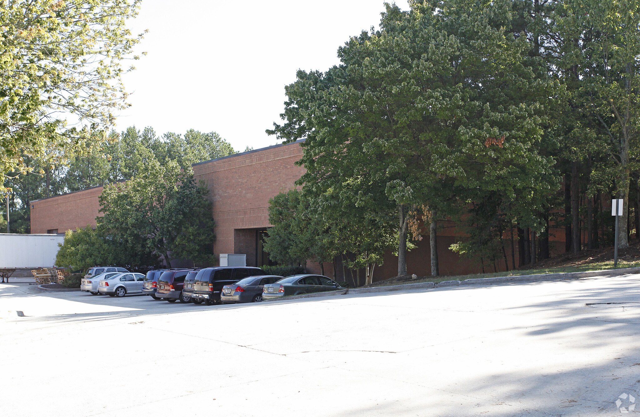 5595 Westpark Dr SW, Atlanta, GA for lease Building Photo- Image 1 of 4
