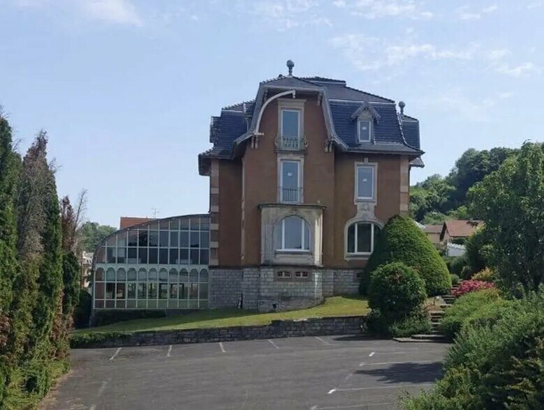 Office in Belfort for sale - Building Photo - Image 1 of 2