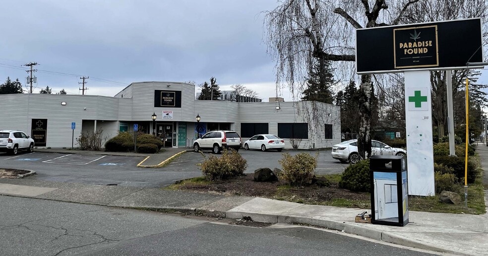 10735 NE Halsey St, Portland, OR for sale - Building Photo - Image 2 of 12