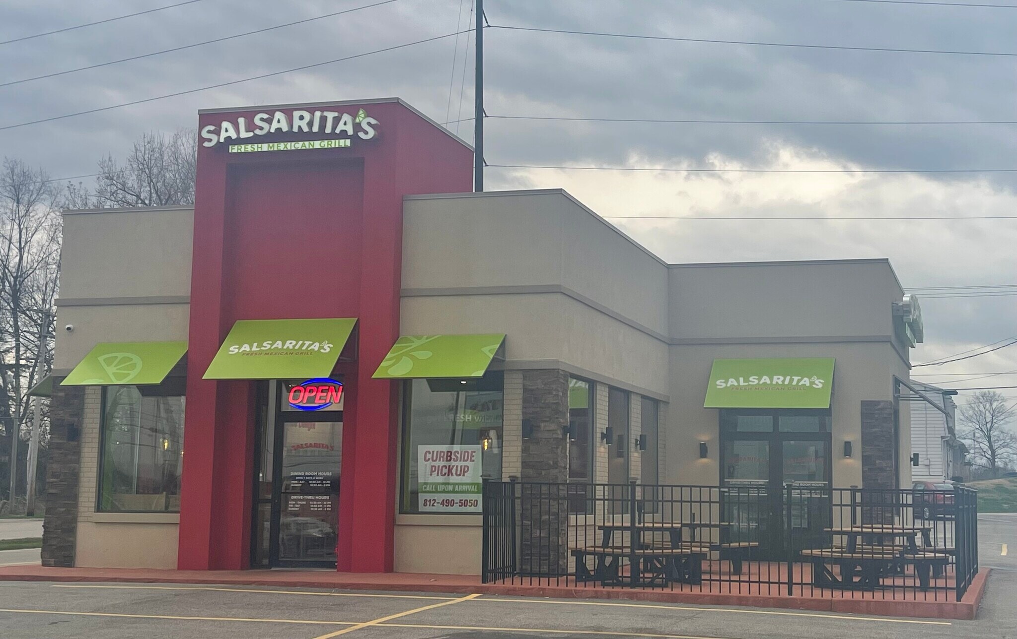 Salsarita's-3 Restaurant Portfolio portfolio of 2 properties for sale on LoopNet.com Primary Photo- Image 1 of 4