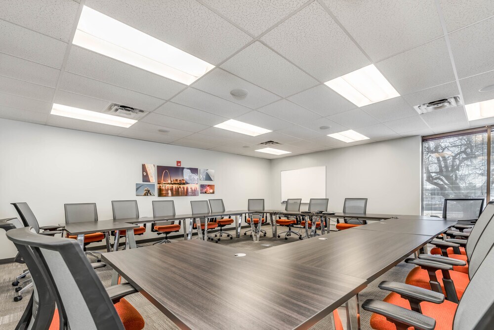 11960-westline-industrial-dr-saint-louis-mo-63146-the-westport