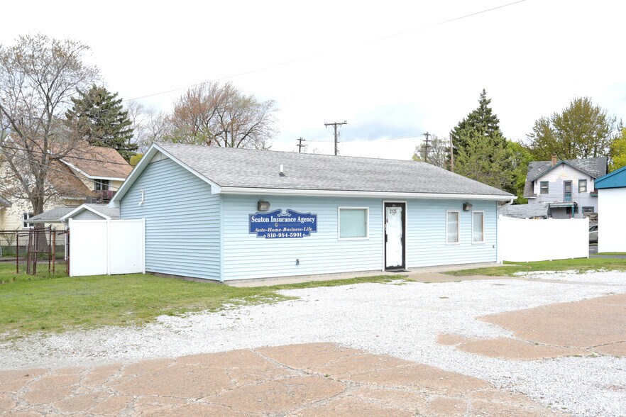 2125 Military St Port Huron Mi 48060 Medical Property For