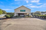 Quality Inn Warsaw Near Rappahannock River - Motel