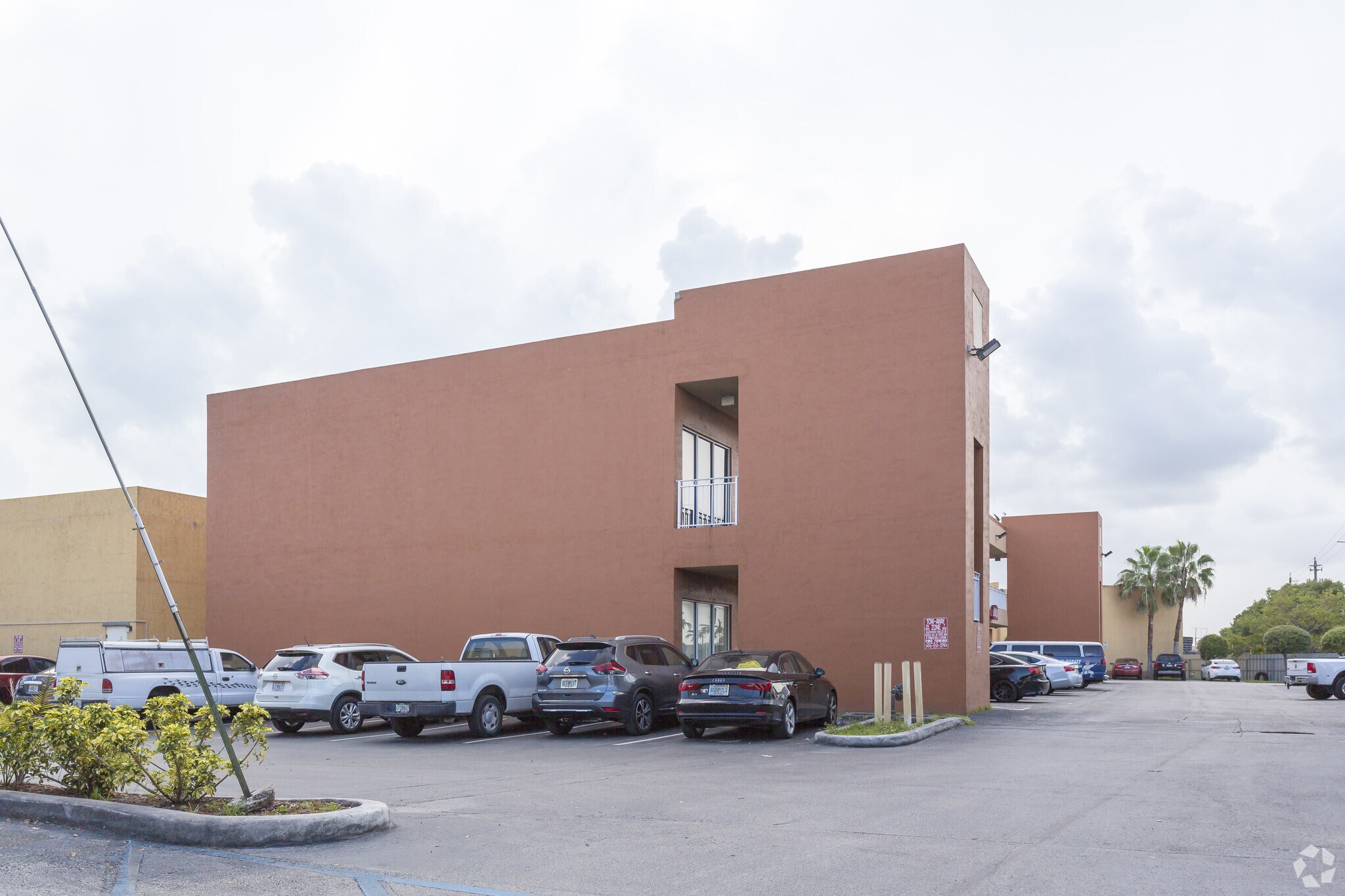 12963 W Okeechobee Rd, Hialeah Gardens, FL 33018 Retail for Lease