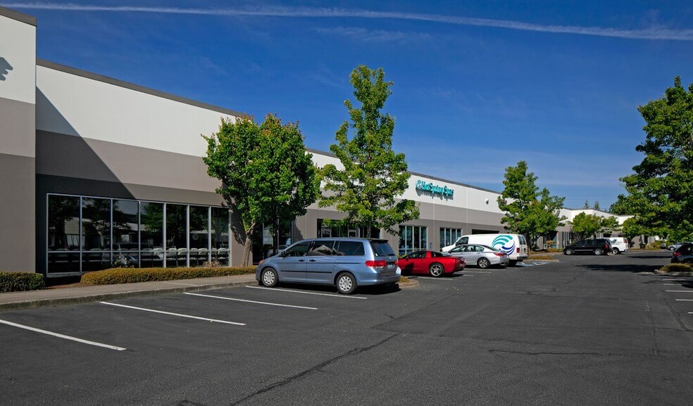 16205 NW Bethany Ct, Beaverton, OR for lease - Building Photo - Image 3 of 6