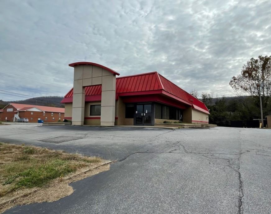 1530 Hillyer Robinson Industrial Pky, Anniston, AL for sale Primary Photo- Image 1 of 1