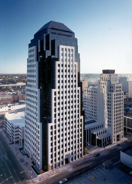 329 Texas St, Shreveport, LA for sale - Primary Photo - Image 1 of 1