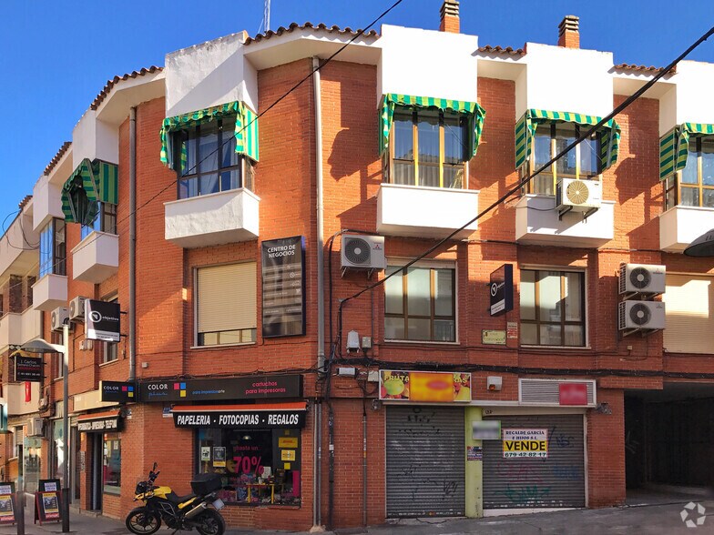 Calle Coronados, 10, Pinto, Madrid for sale - Building Photo - Image 2 of 2