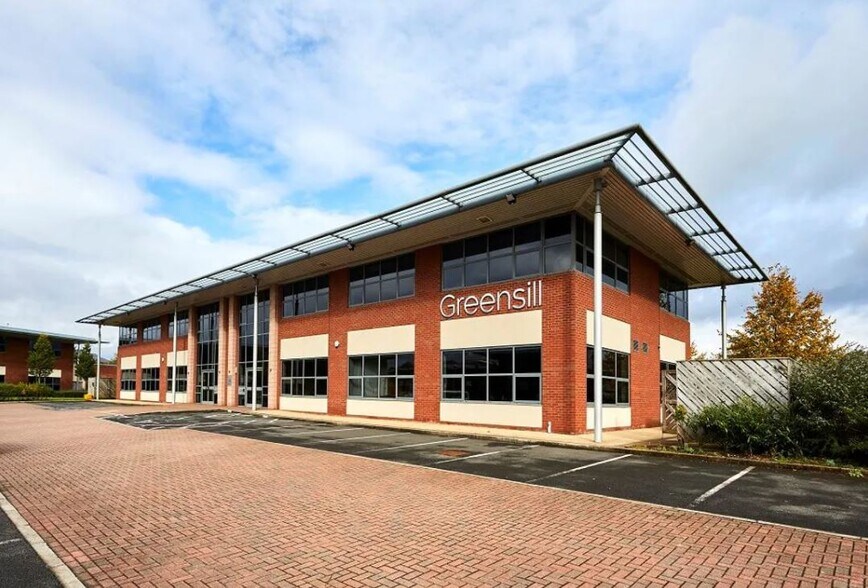 5300-5350 Cinnabar Ct, Warrington for sale - Building Photo - Image 1 of 1