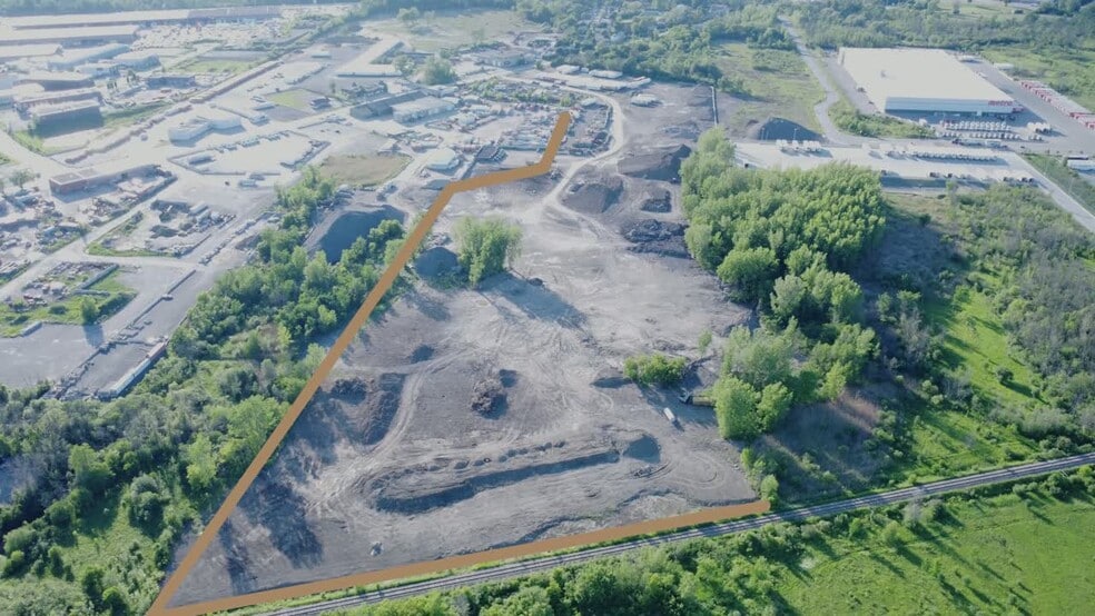 1548 Montée Masson, Laval, QC for lease - Commercial Listing Video - Image 2 of 2