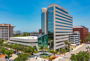 Sarasota City Center - North Tower - Convenience Store