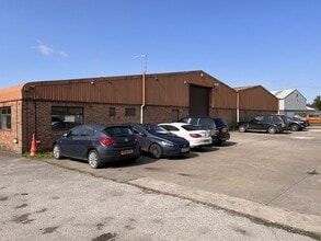 1 Farrar Close, Newark for lease Building Photo- Image 2 of 4