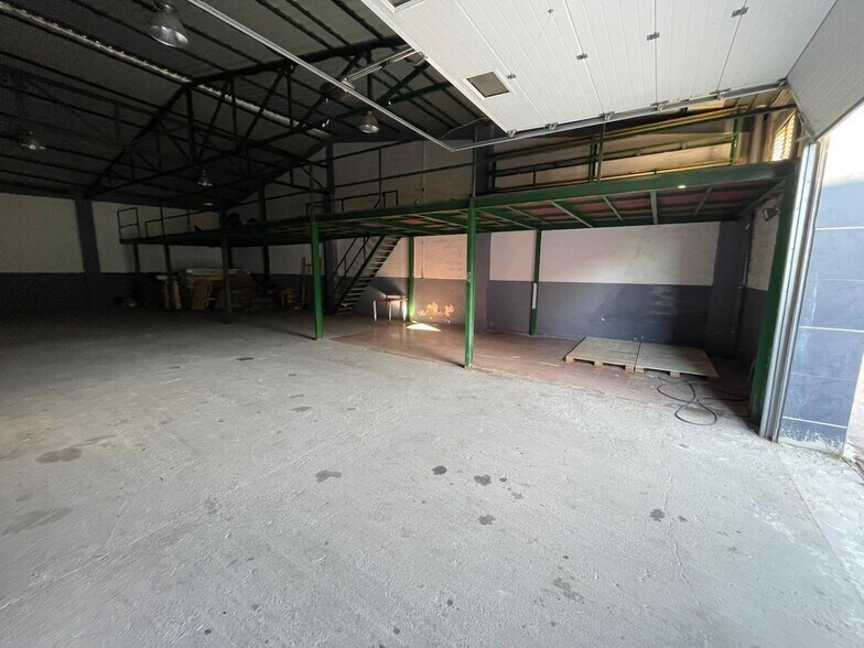 Industrial in Cáceres, Cáceres for sale - Building Photo - Image 3 of 6