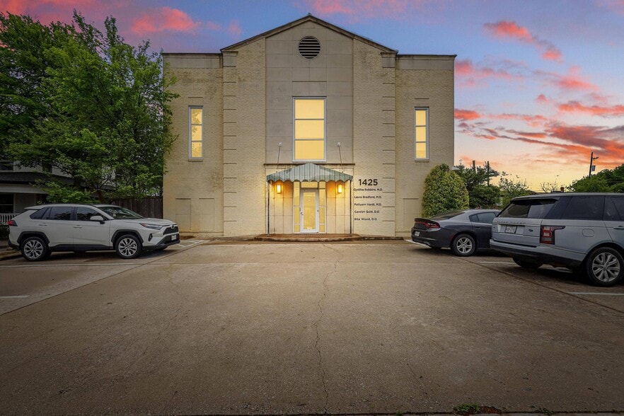 1425 8th Ave, Fort Worth, TX for sale - Building Photo - Image 2 of 8