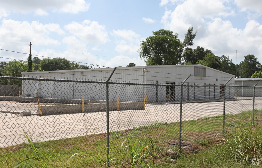 16450 Lee Rd, Humble, TX for sale - Building Photo - Image 2 of 6