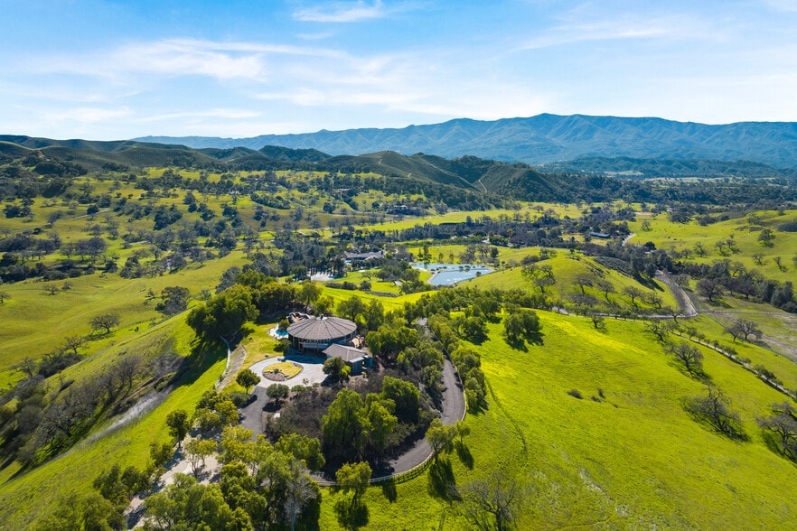 1750 Rambling Oaks Rd, Santa Ynez, CA for sale - Aerial - Image 2 of 43