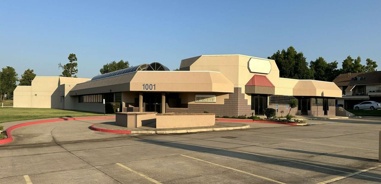 1001 S Douglas Blvd, Oklahoma City, OK for sale Building Photo- Image 1 of 6