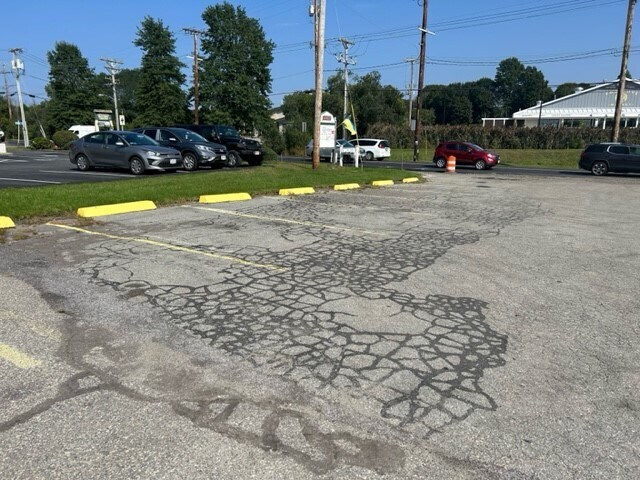 1038 Aquidneck Ave, Middletown, RI for sale - Building Photo - Image 1 of 1