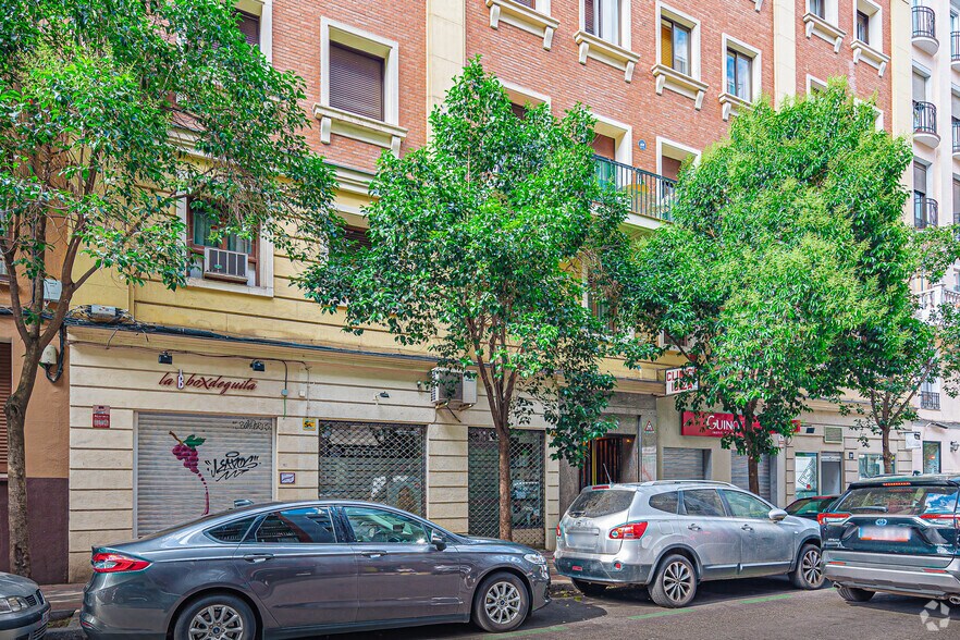 Retail in Madrid, Madrid for lease - Building Photo - Image 1 of 2