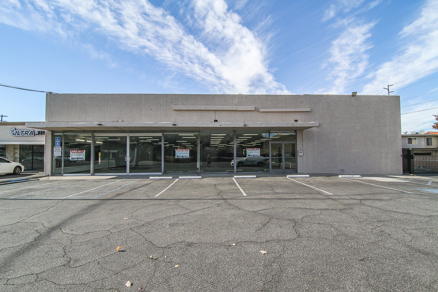 26081 Bouquet Canyon Rd, Santa Clarita, CA for lease Building Photo- Image 1 of 33