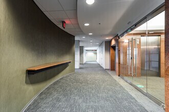 2300 Discovery Dr, Orlando, FL for lease Interior Photo- Image 2 of 7