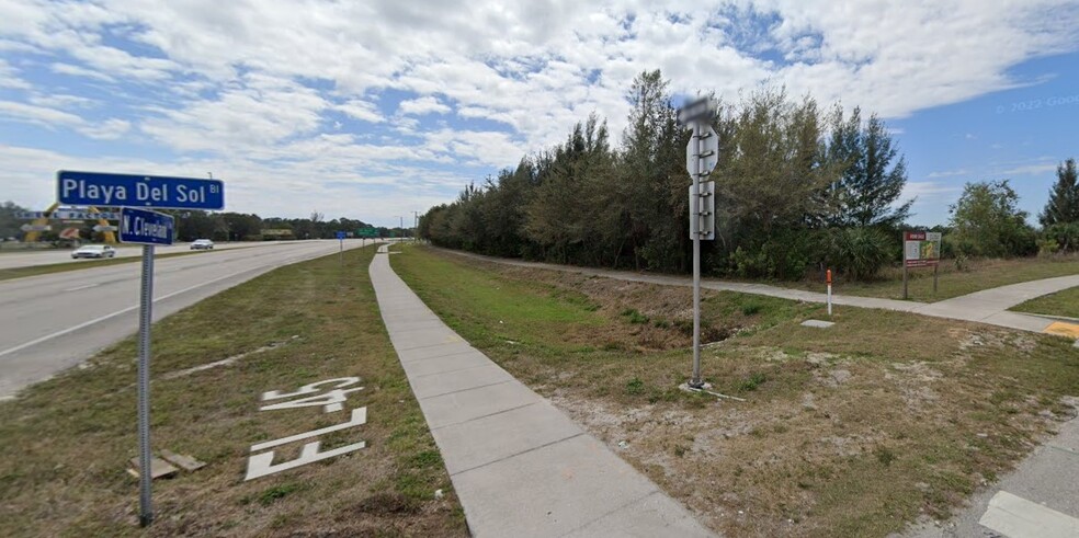 Playa Del Sol Blvd, North Fort Myers, FL for sale - Building Photo - Image 3 of 4