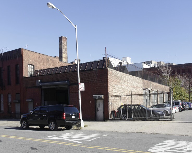 1-19 Cumberland St, Brooklyn, NY for sale - Primary Photo - Image 1 of 1