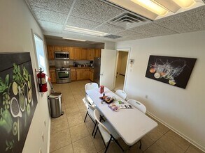3481 Pike Ridge Rd, Edgewater, MD for lease Interior Photo- Image 2 of 6