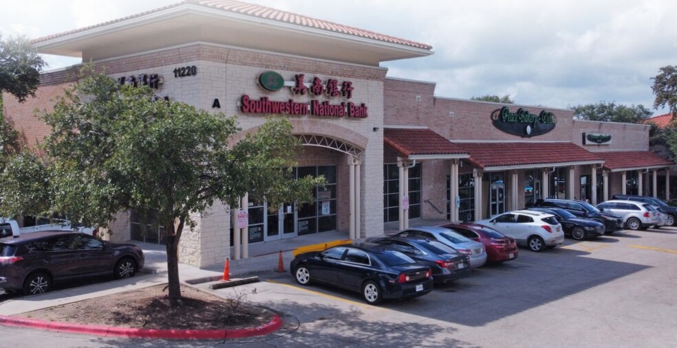 11220 N Lamar Blvd, Austin, TX for lease - Building Photo - Image 1 of 9