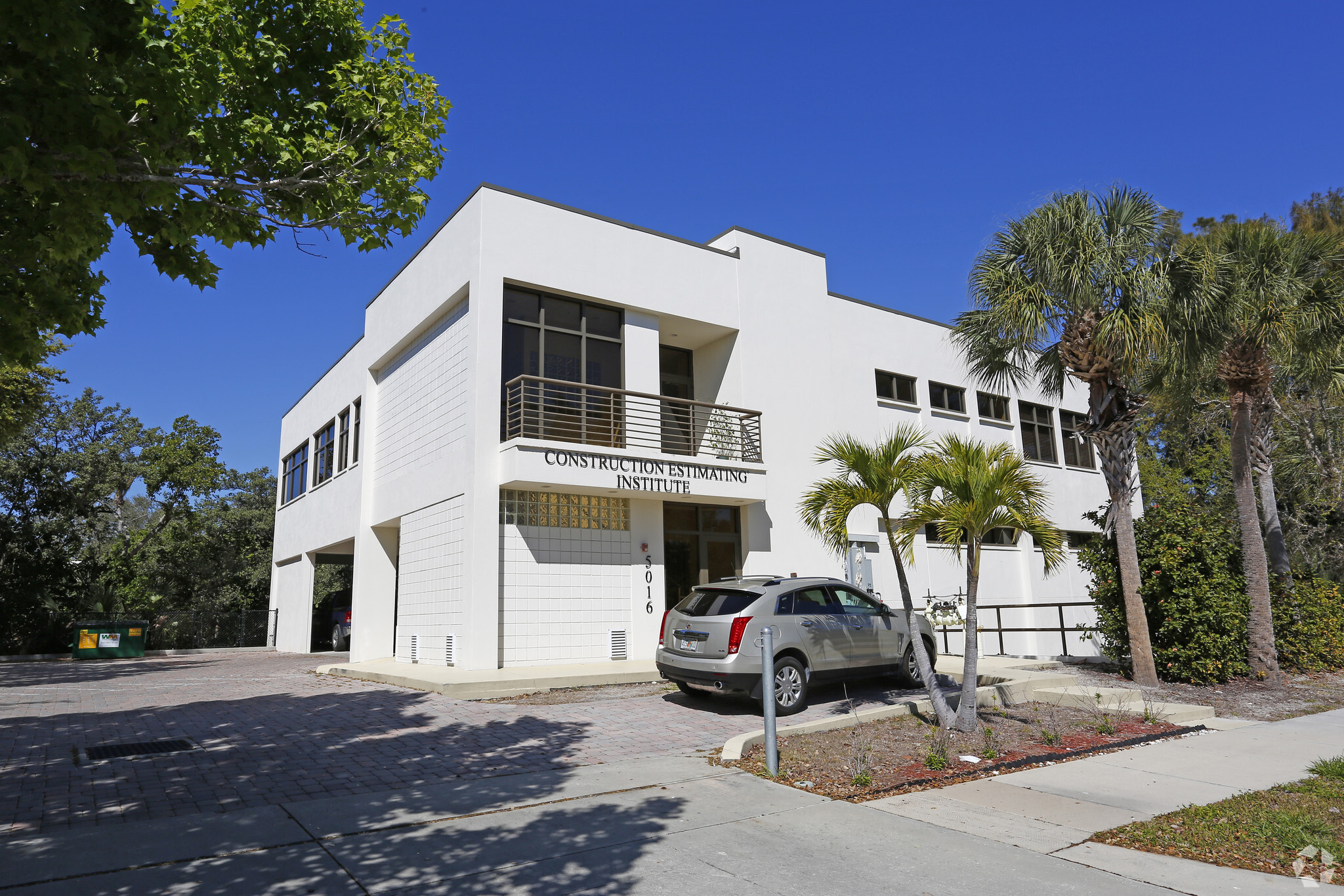 5016 Calle Minorga, Sarasota, FL for lease Building Photo- Image 1 of 18