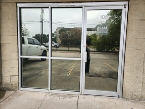 7340 Blanco Rd, San Antonio, TX for lease Interior Photo- Image 1 of 5