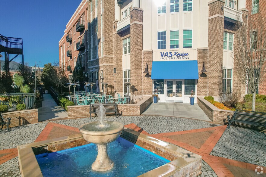 58 Canton St, Alpharetta, GA for lease - Building Photo - Image 2 of 4