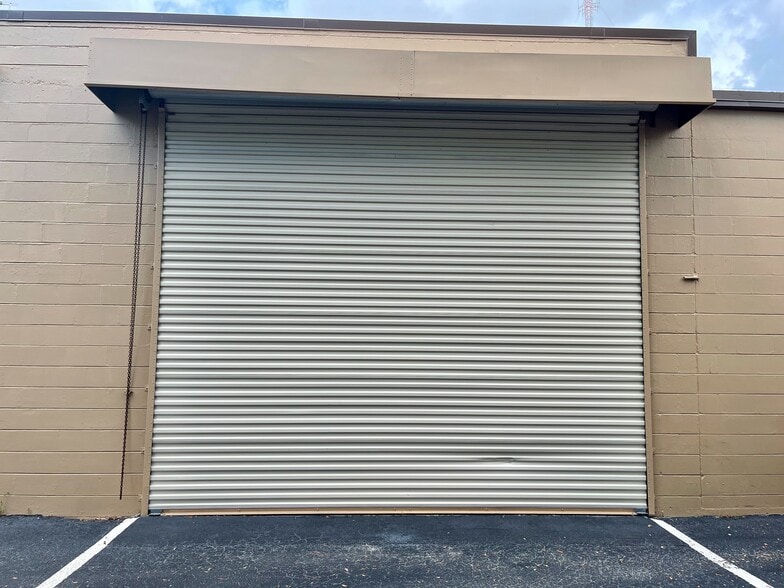 6401-6405 N 49th St, Pinellas Park, FL for lease - Building Photo - Image 3 of 14