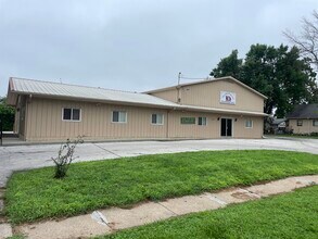 1436 22nd St, Des Moines, IA for lease Building Photo- Image 1 of 3