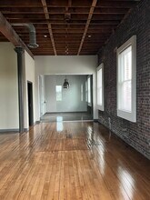 5719 Lawton Loop East Dr, Indianapolis, IN for lease Interior Photo- Image 2 of 13