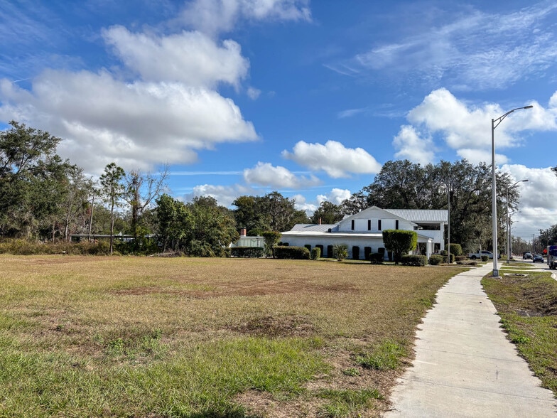 945 E Broadway St, Fort Meade, FL for sale - Building Photo - Image 3 of 21