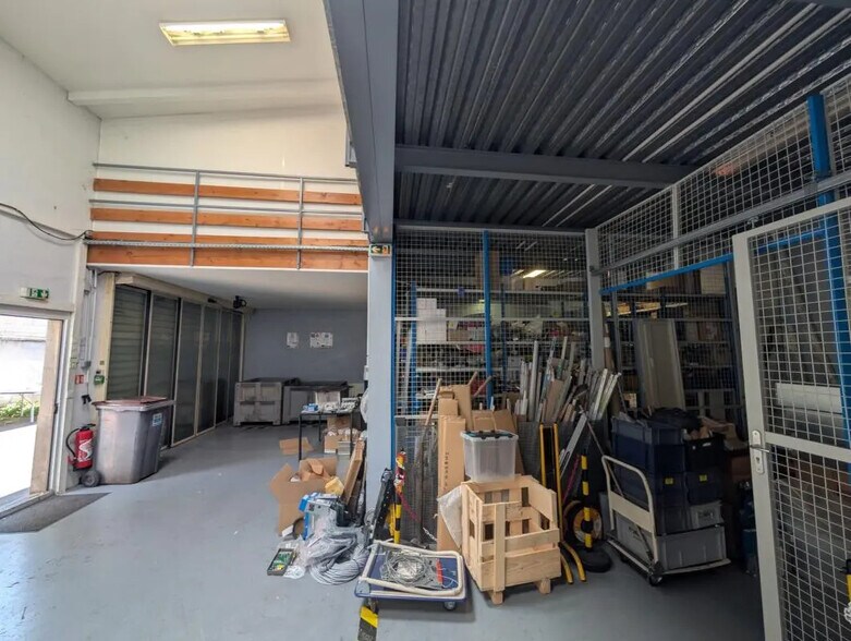 12 Rue Louis Rameau, Bezons for lease - Interior Photo - Image 2 of 9