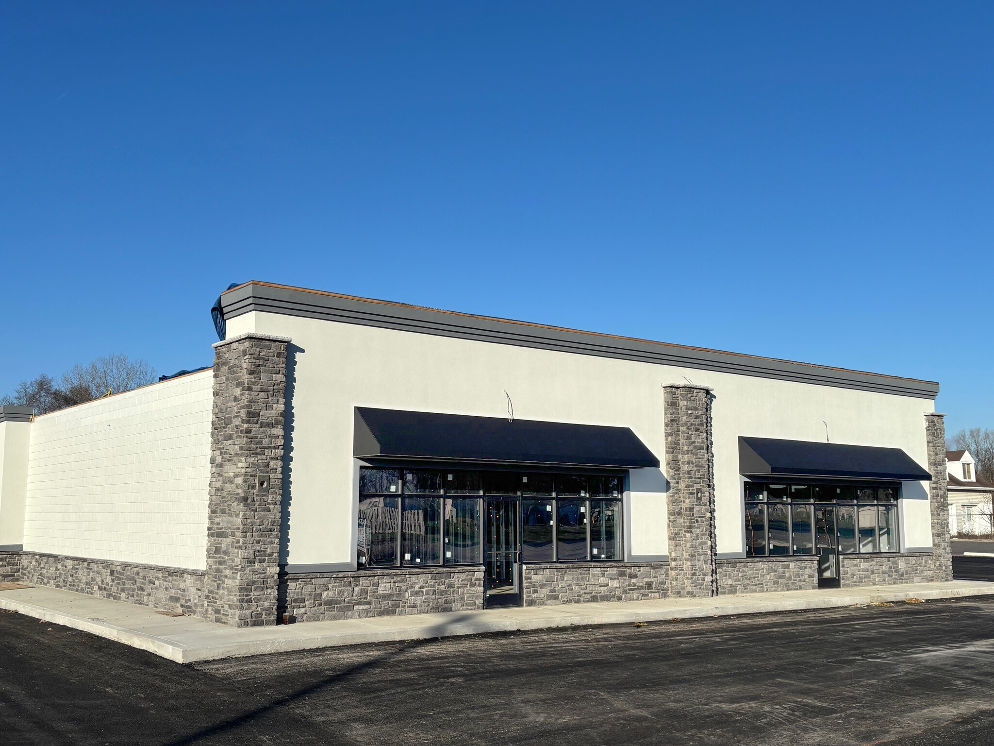 6195 Lewis Ave, Toledo, OH for lease Building Photo- Image 1 of 6